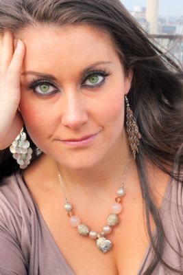 Sarah E Kemp